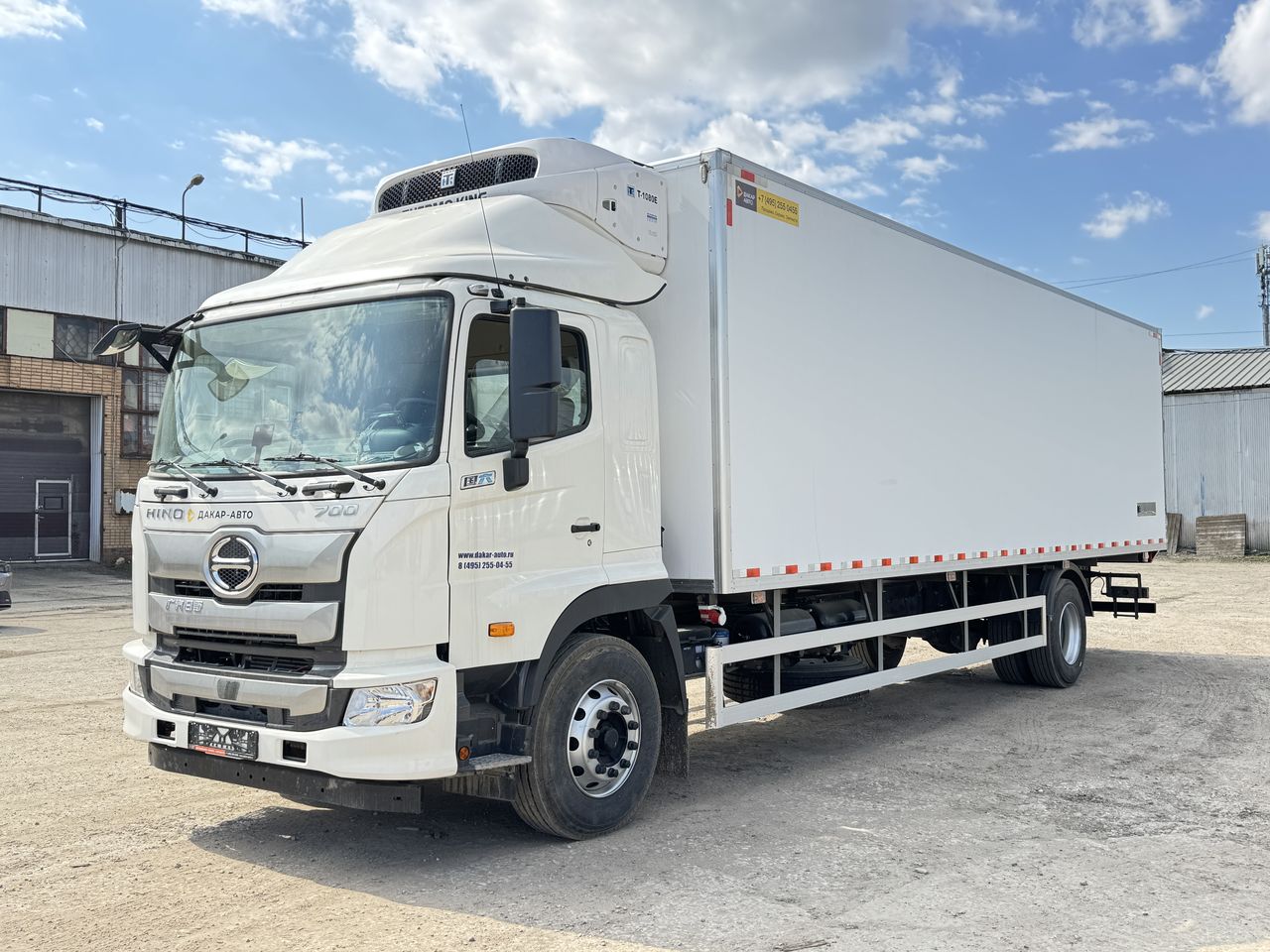 HINO 700 (МРМ 18т) ИЗОТЕРМИЧЕСКИЙ ФУРГОН 9,2м С/П 60/80